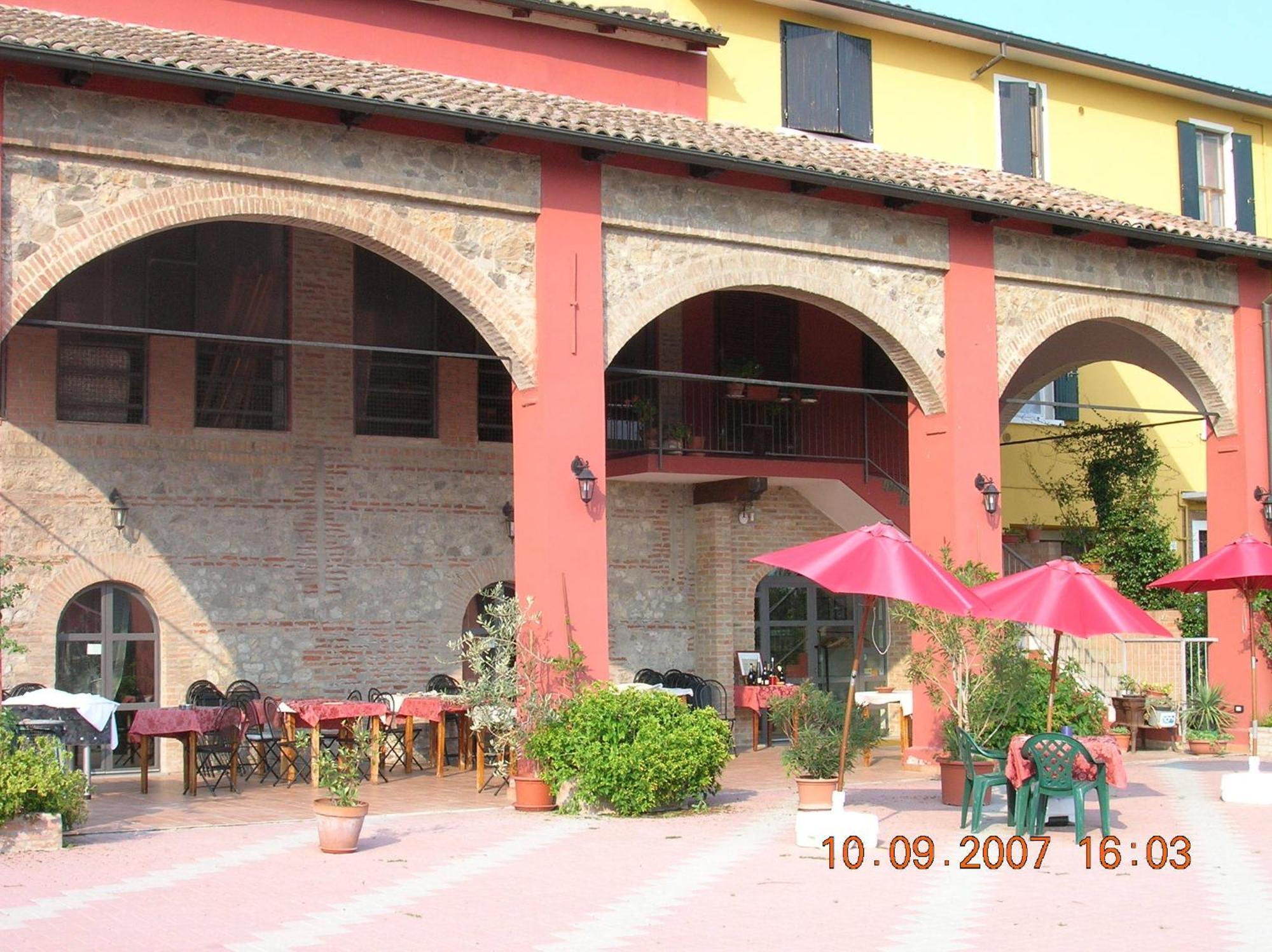Agriturismo La Fattoria Del Boschetto Fontanellato Ngoại thất bức ảnh